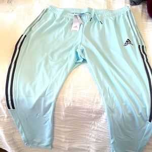Adidas sweatpants new never been worn with tags on size 2X